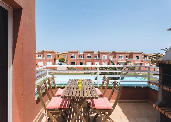 Dom wakacyjny Em Holidays *